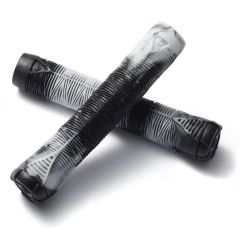 גריפים Blunt Envy V2 White / Black